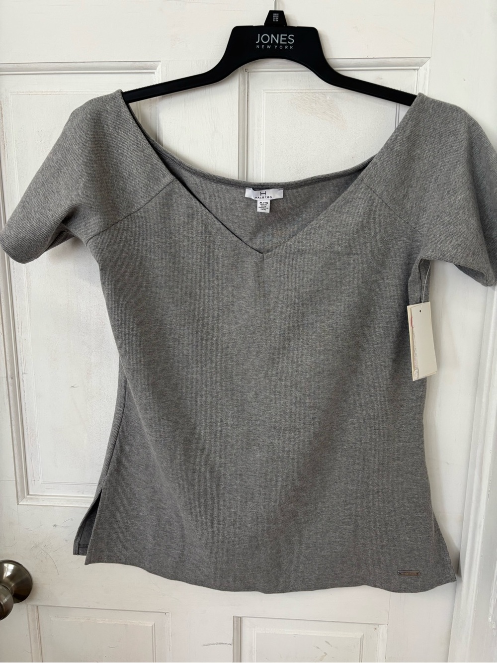 Halston Heritage Grey Ribbed V-Neck Top